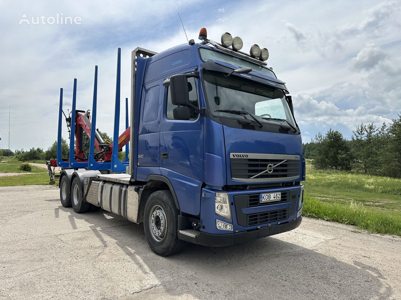 camião de transporte de madeira Volvo FH 540