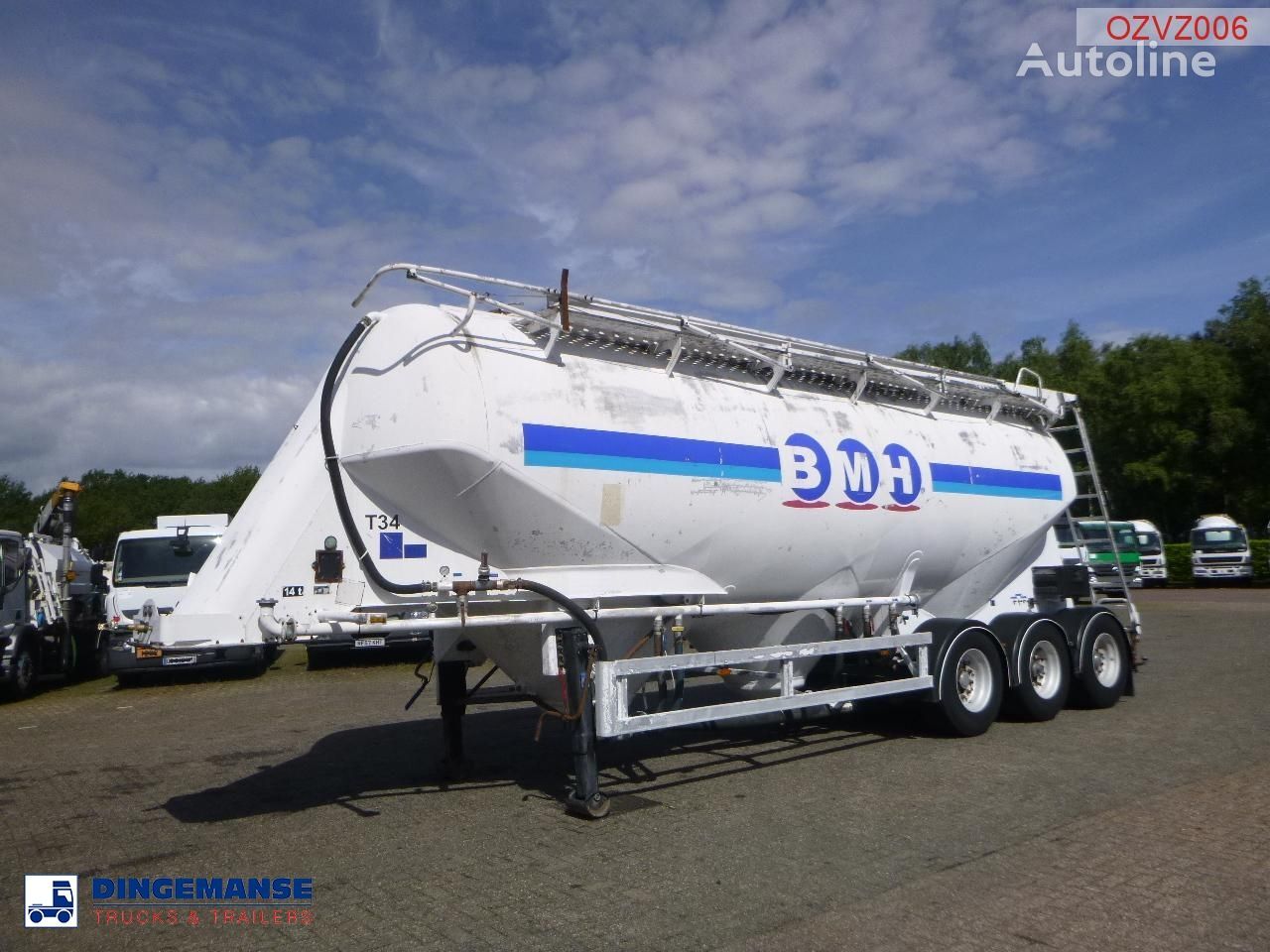 cisterna de transporte de cimento ZVVZ Powder tank alu 40 m3 / 1 comp