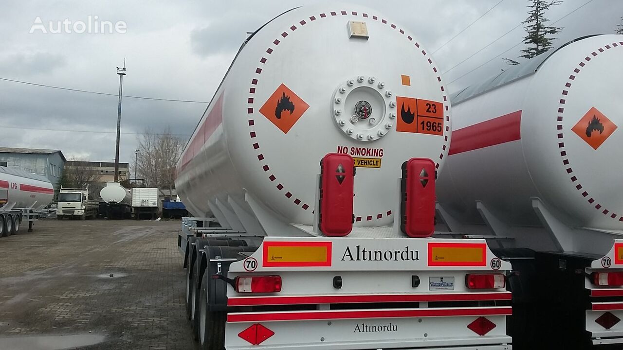 cisterna para gás Altinordu  3 AXLE  60M3 12 TYERS LPG ROAD TANKER novo